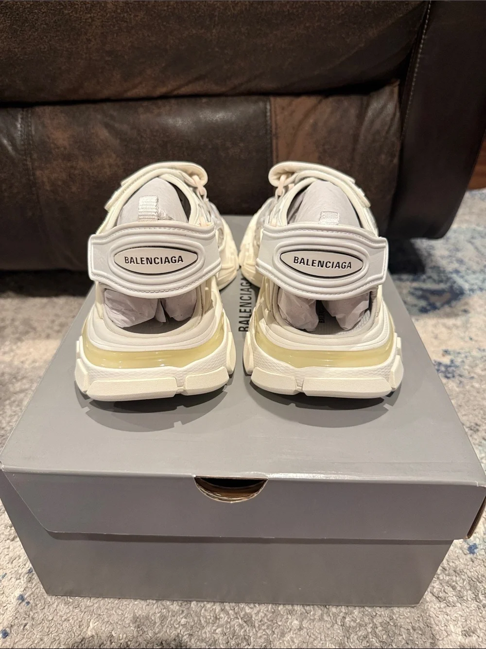 Men’s Balenciaga sandals size 41 brand new inbox